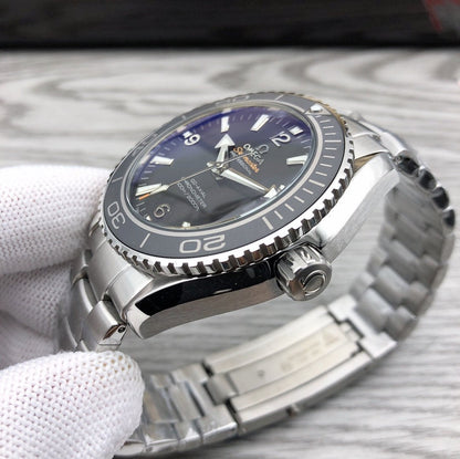 SEAMASTER PROFESSIONAL PLANET OCEAN 600M STEEL CASE BLACK DIAL